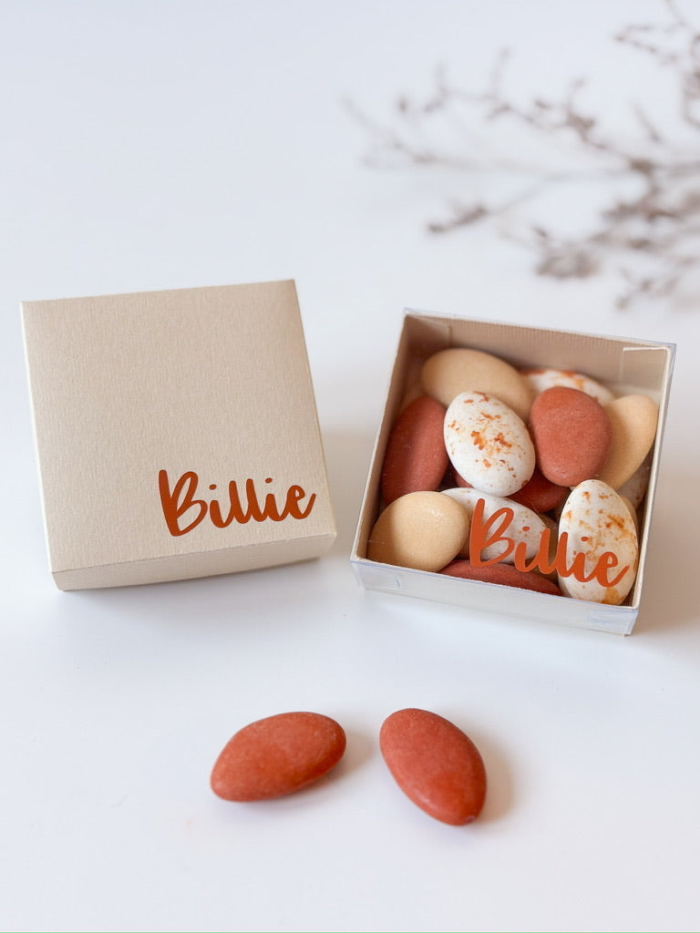 Dekseldoosje in zand voor doopsuiker - Atelier D