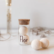 Bruisballetjes voor in bad in kleur beige met geur cookies voor doopsuiker - Atelier D