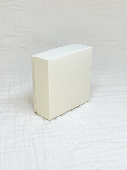 Dekseldoosje in vanille voor doopsuiker - Atelier D