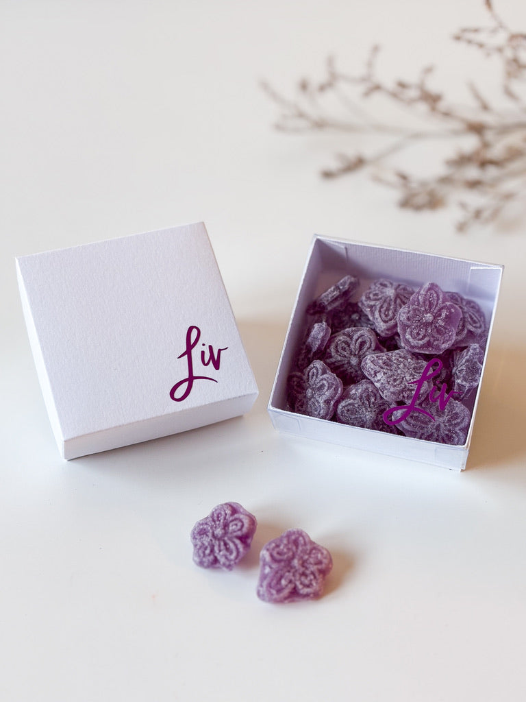 Dekseldoosje in wit voor doopsuiker - Atelier D