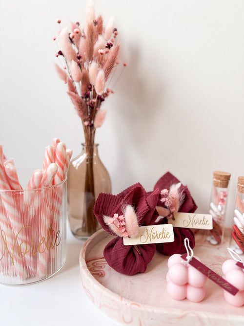 Foto van afgewerkte doopsuiker, doopsuiker laten maken voor een meisje in roze kleuren. Atelier D