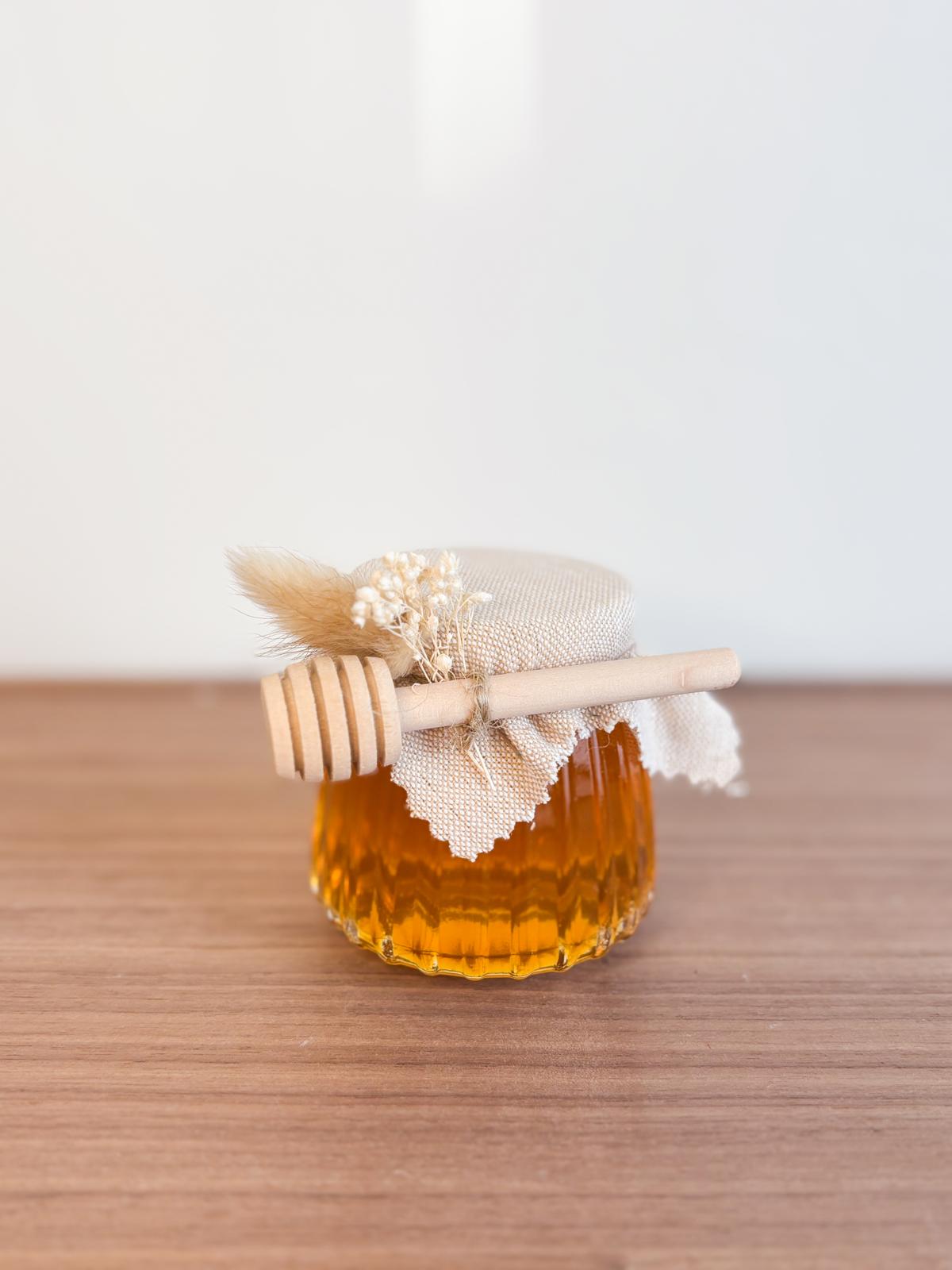 Honingpotje in glas met streepjes voor doopsuiker - Atelier D