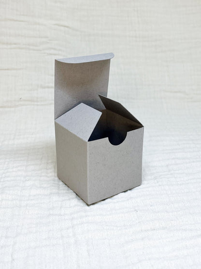 Kubusdoosje in china voor doopsuiker open - Atelier D