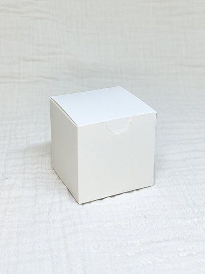 Kubusdoosje in linnen voor doopsuiker - Atelier D