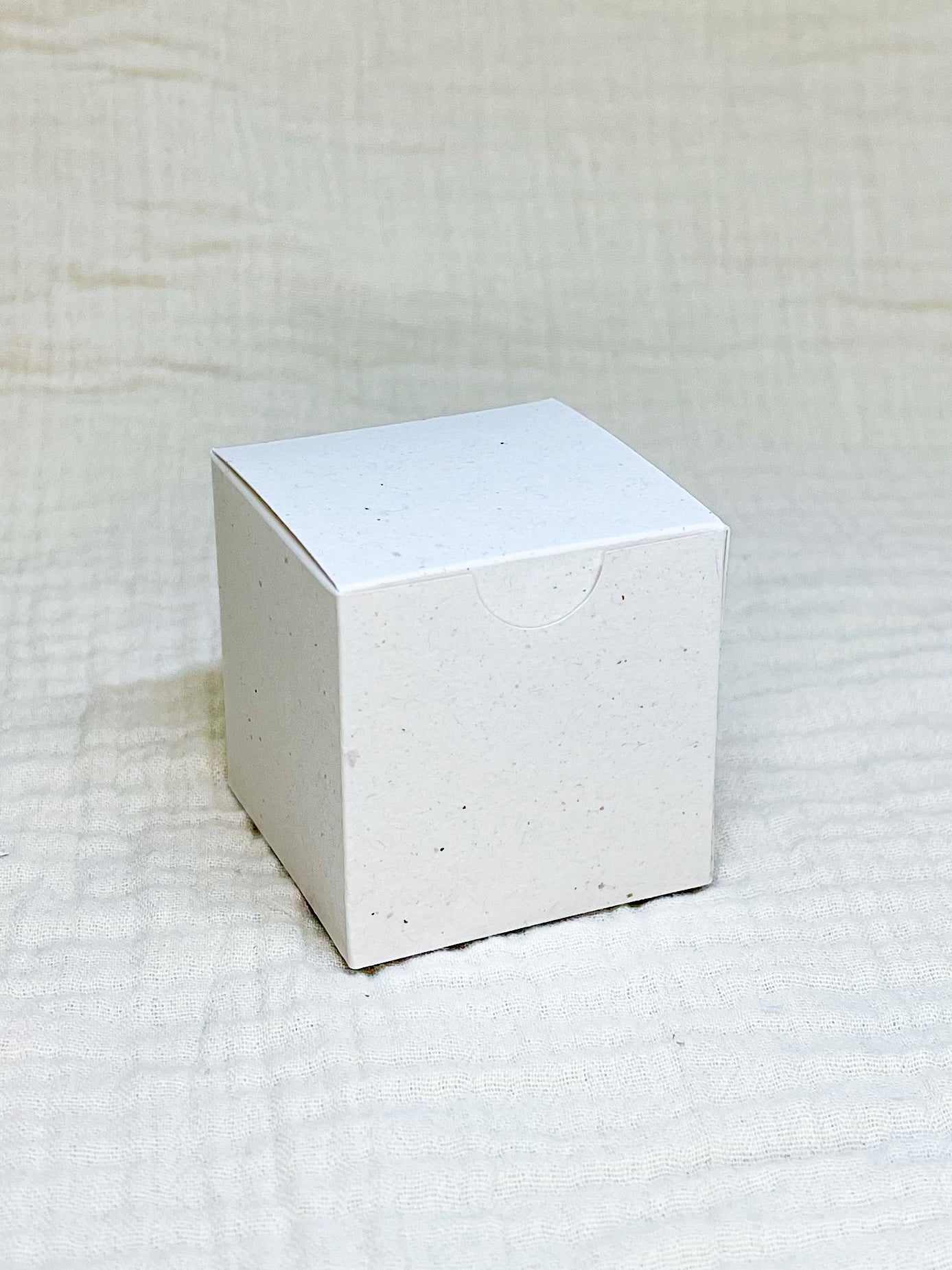 Kubusdoosje in spikkel voor doopsuiker - Atelier D