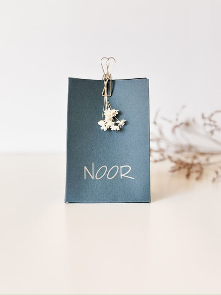 Laag doosje als verpakking voor doopsuiker. doopsuiker zelf maken.