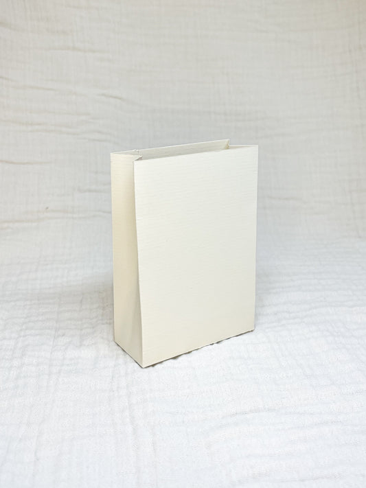 Laag doosje in vanille voor doopsuiker - Atelier D