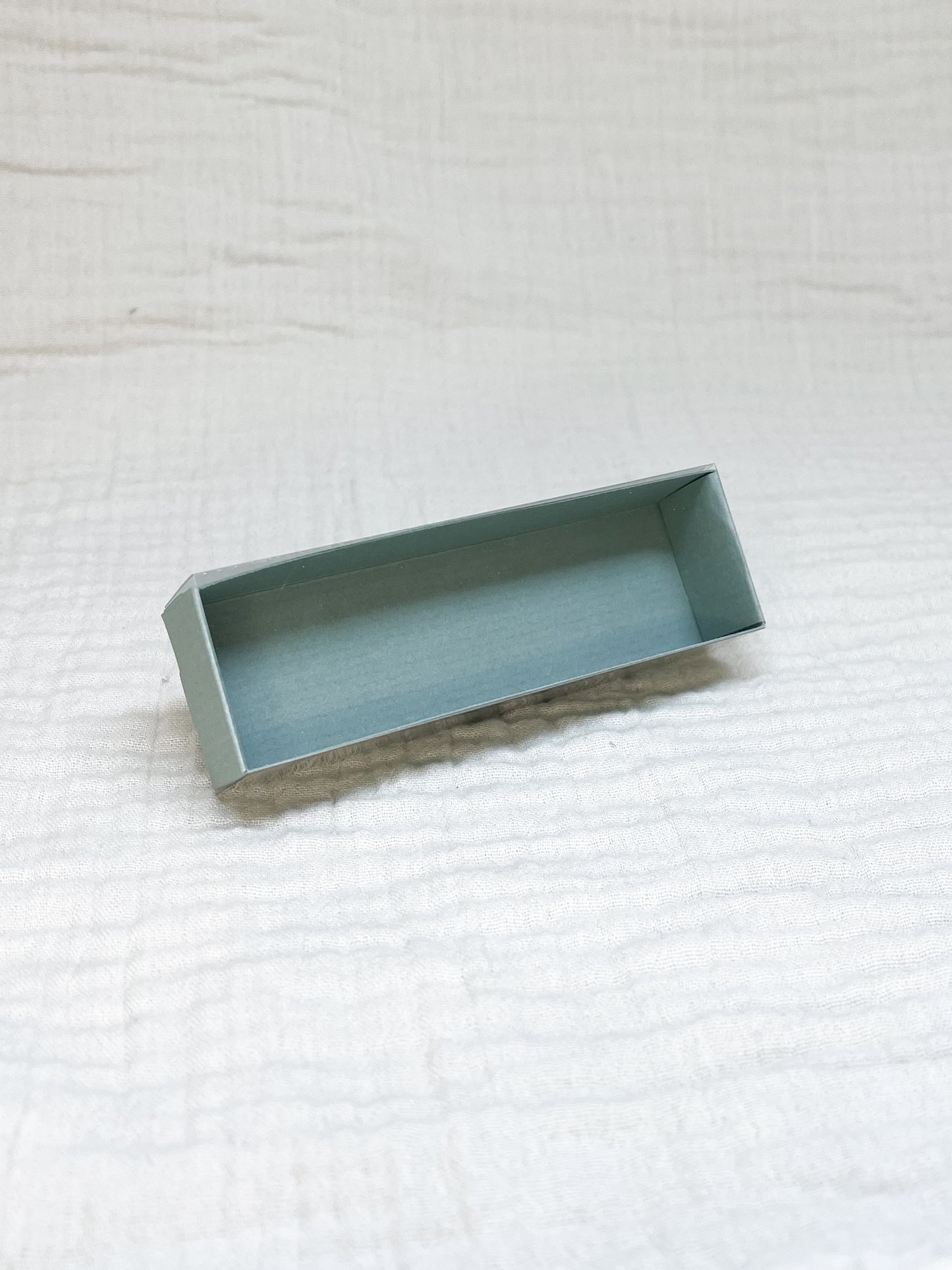 Luciferdoosje in eucalyptus voor doopsuiker - Atelier D