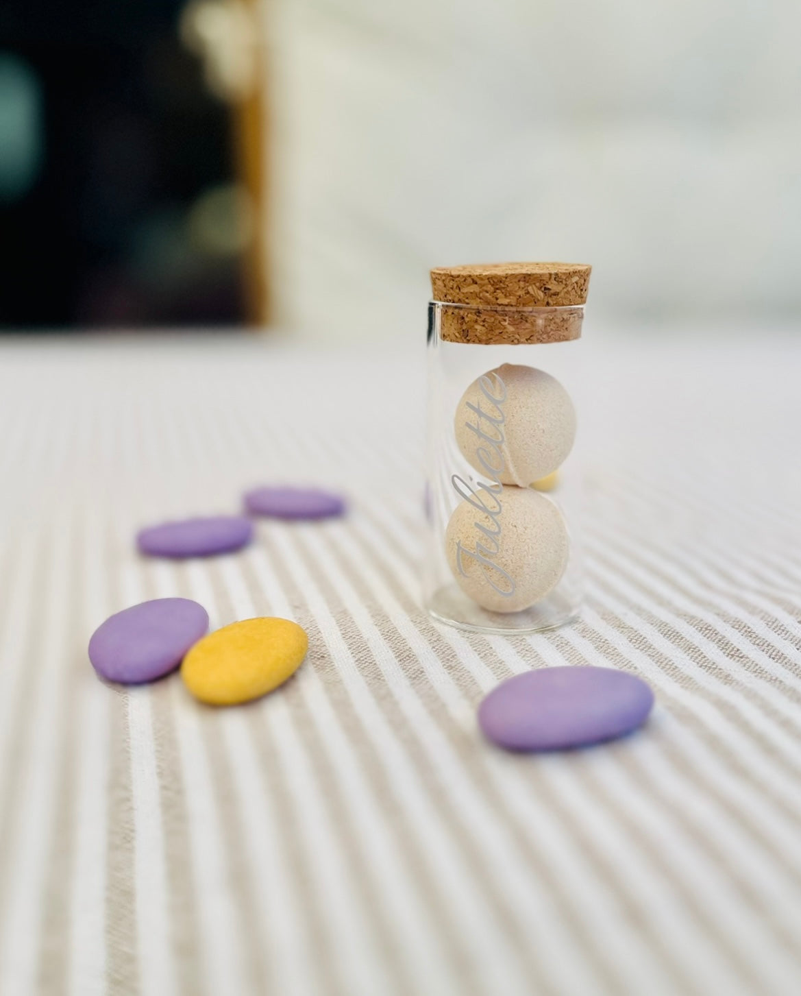 Proefbuisje in glas met kurken dop voor doopsuiker - Atelier D