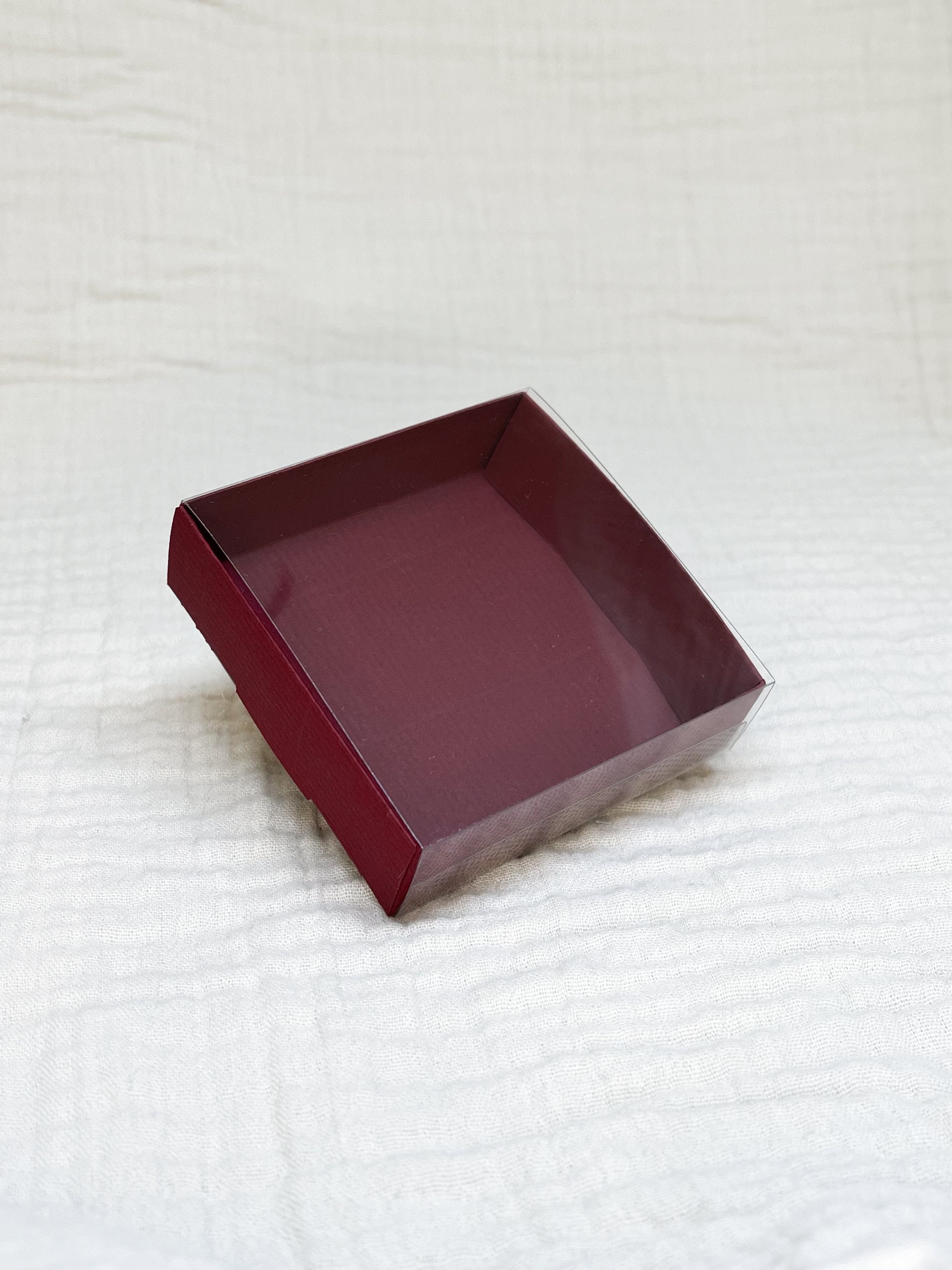Schuifdoosje in bordeaux voor doopsuiker - Atelier D