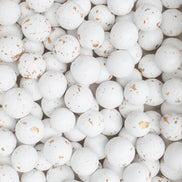 Foto van Sugar Choops, chocolade bolletjes die je kan gebruiken om je doopsuiker mee te vullen. doopsuiker zelf maken
